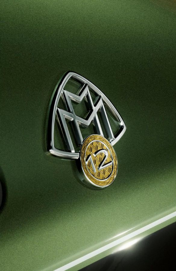 Αυτή η Mercedes-Maybach S680 με V12 μοτέρ δεν είναι για πολλούς 